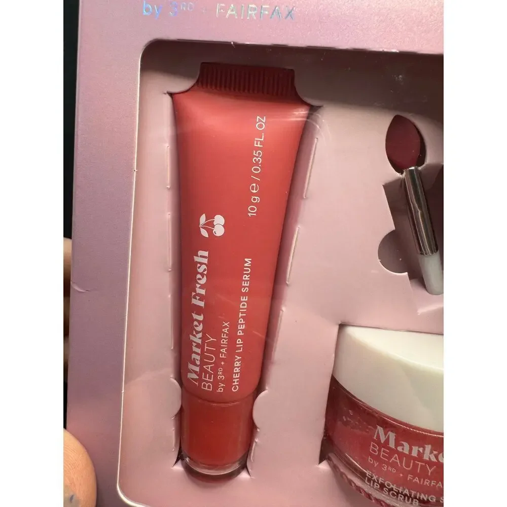 NWT Lip Serum & Exfoliating Lip Scrub